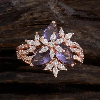 Superb Zircon Ring 